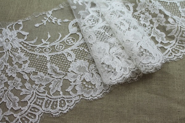 Double-Scalloped and Eyelash Floral Leavers Lace Trim