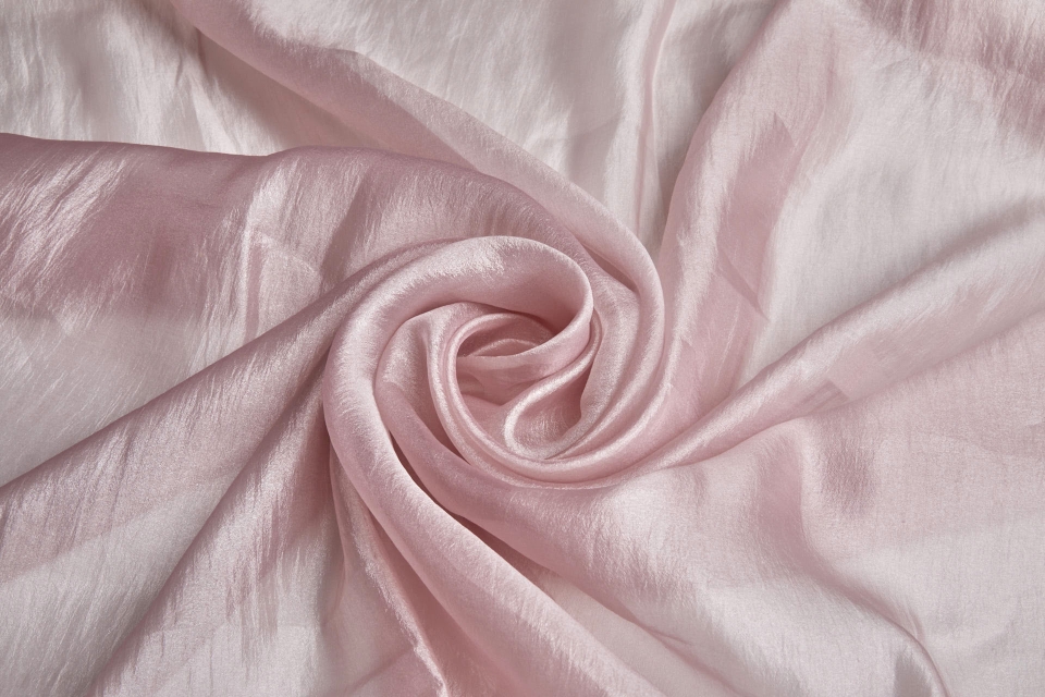 Soft Crinkle Poly Chiffon in Dusty Pink