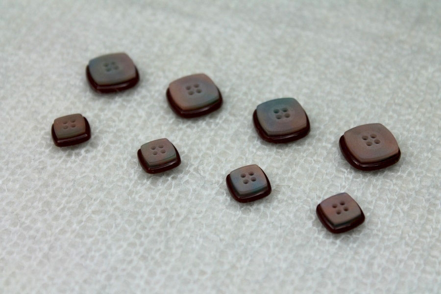 Square "Shell" Resin Inlay Button - Brown - 1.5cm