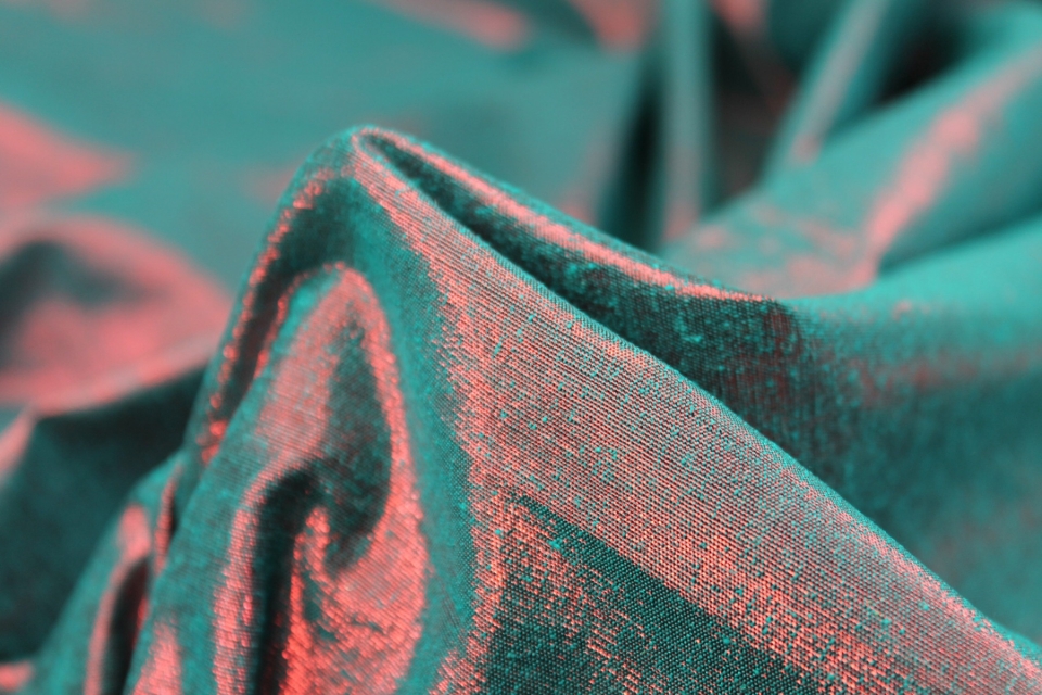 Metallic Silk Noil - Turquoise shot Red