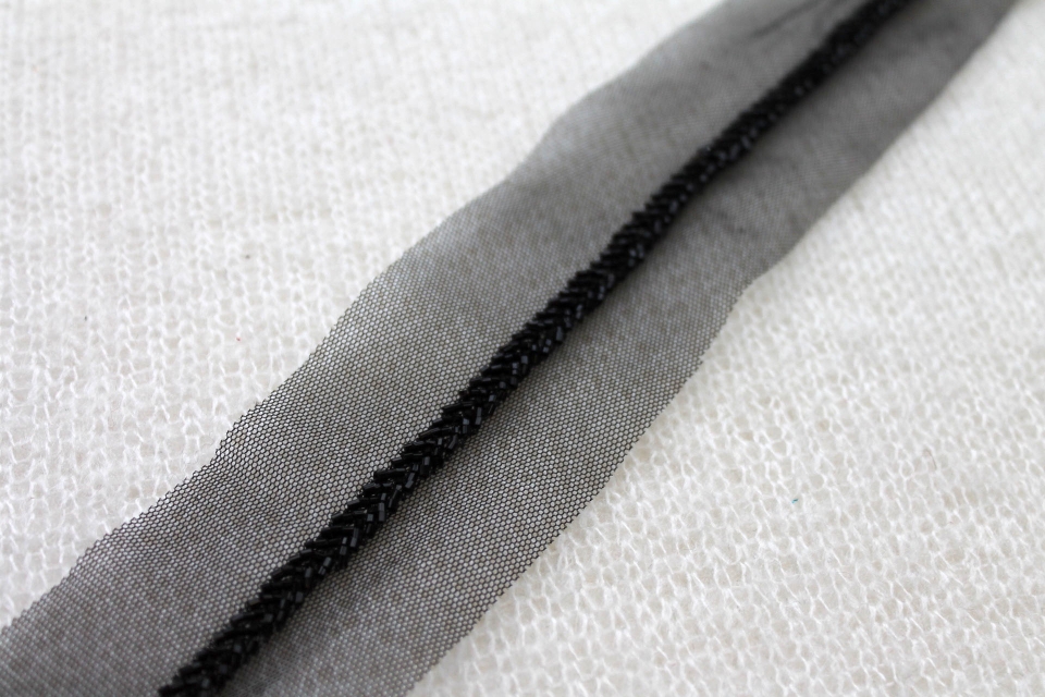 Beaded Micro Trim - Herringbone - Black