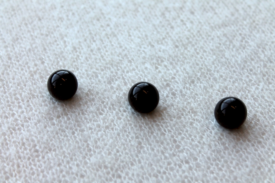 Round Black Glass "Marble" Button - 1.8-2cm