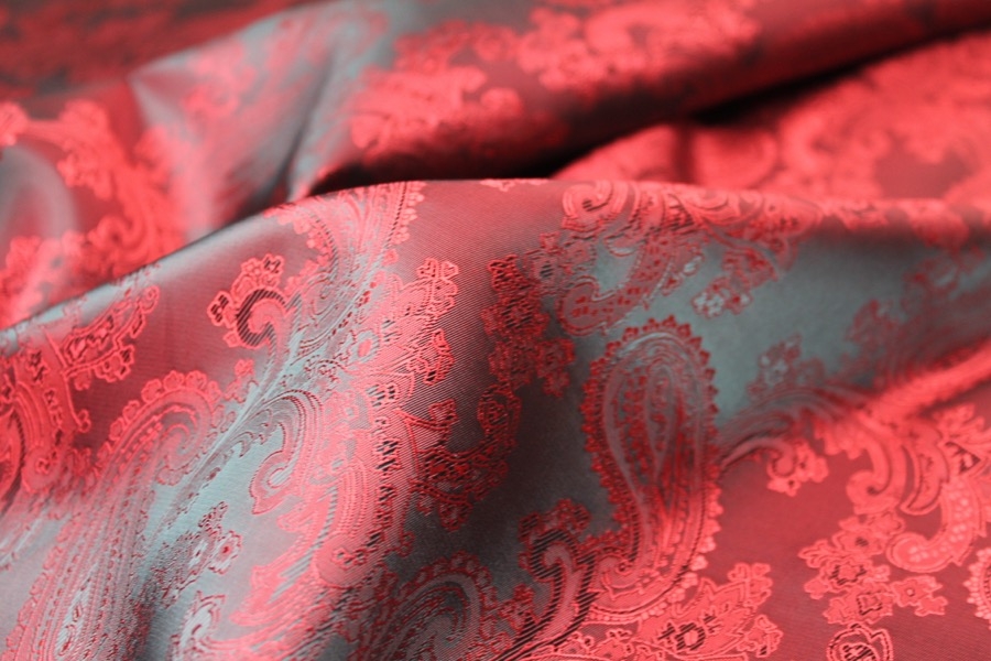 Paisley Patterned Anti-Static Lining - Red