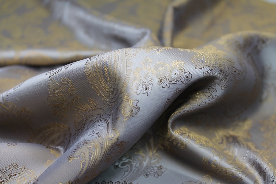 Paisley Patterned Anti-Static Lining - Gold