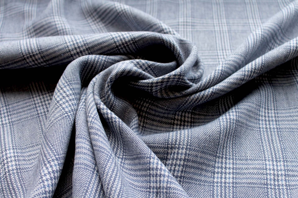 "Prince of Wales" Check Linen in Blues